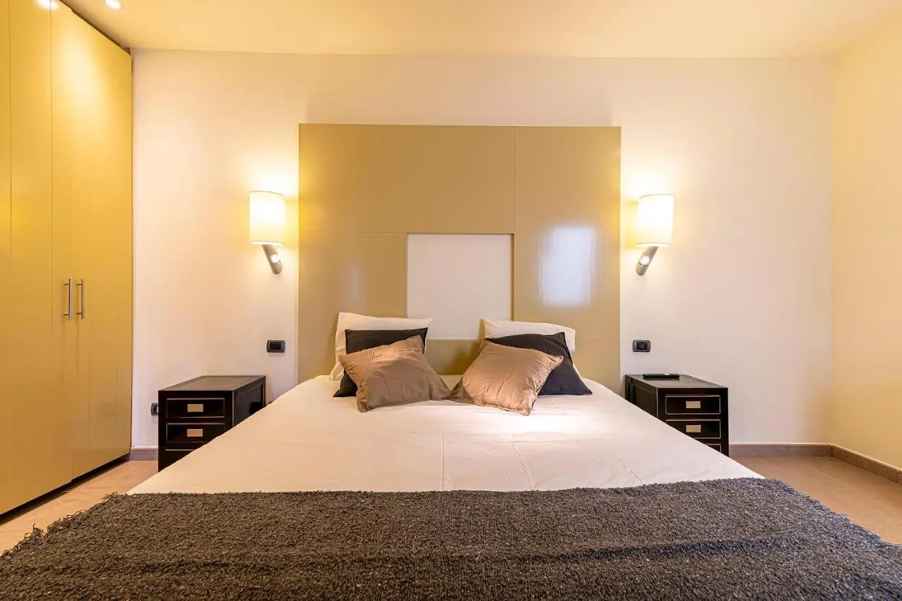 Luxury Holidays Suites, Playa De Los Cristianos 0*,