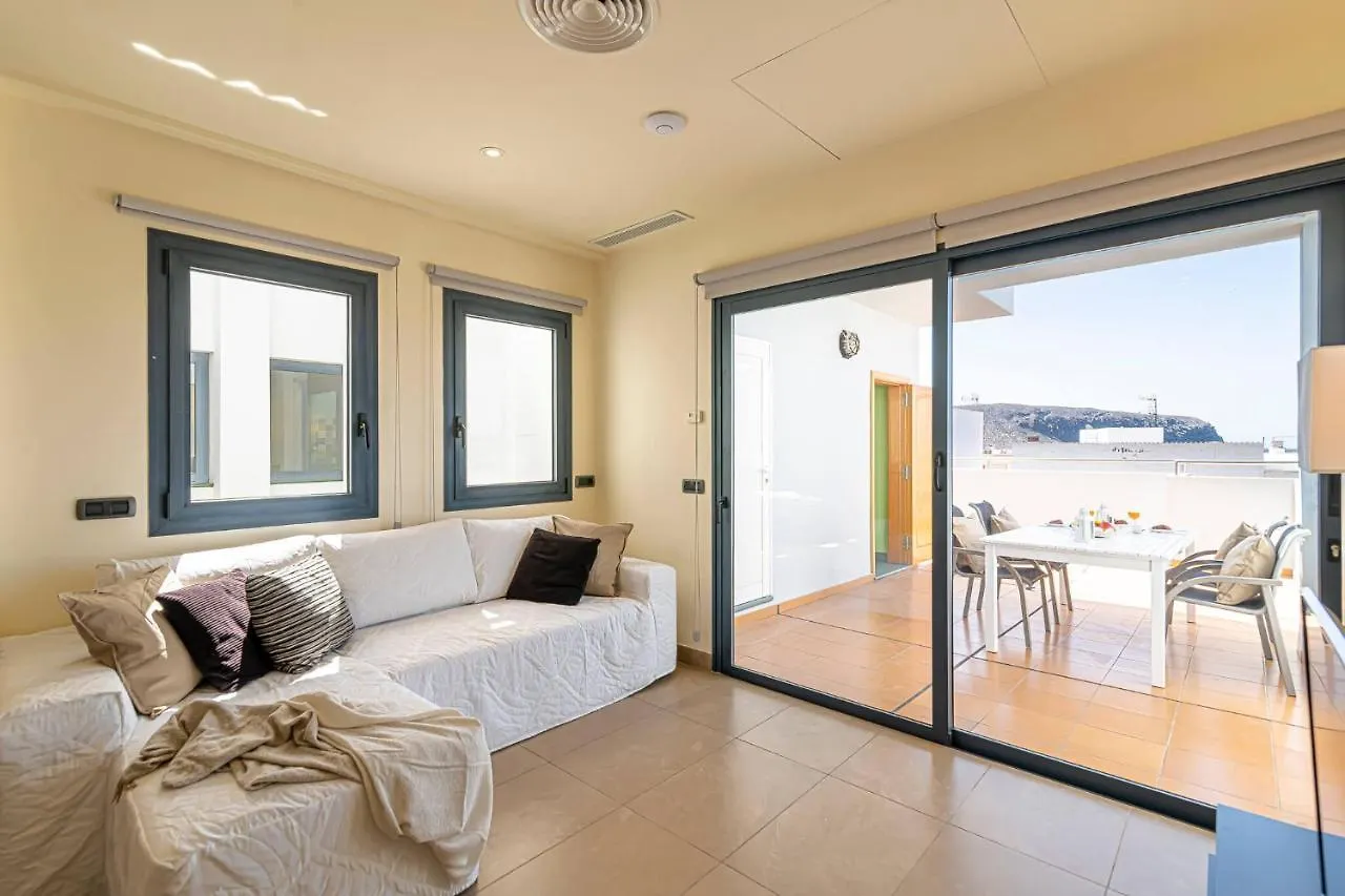 Luxury Holidays Suites, Playa De Los Cristianos