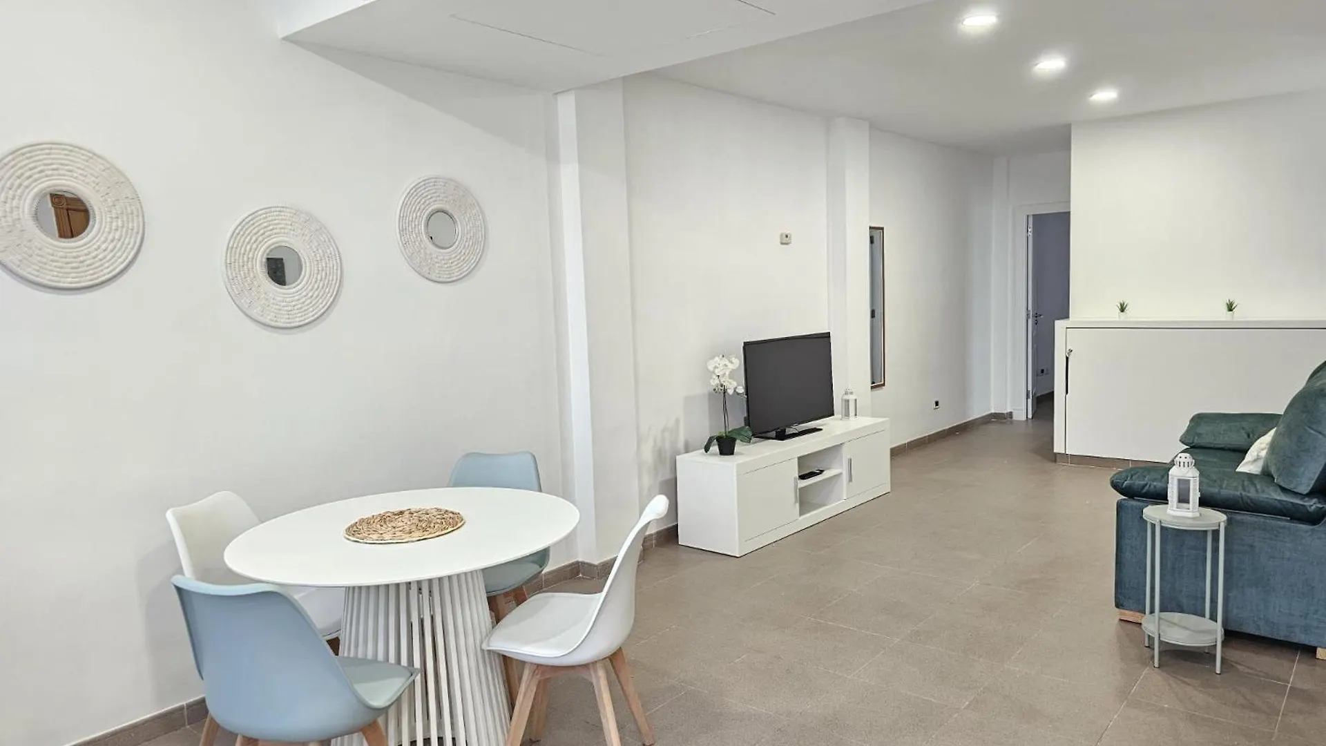 Luxury Holidays Suites, Playa De Los Cristianos